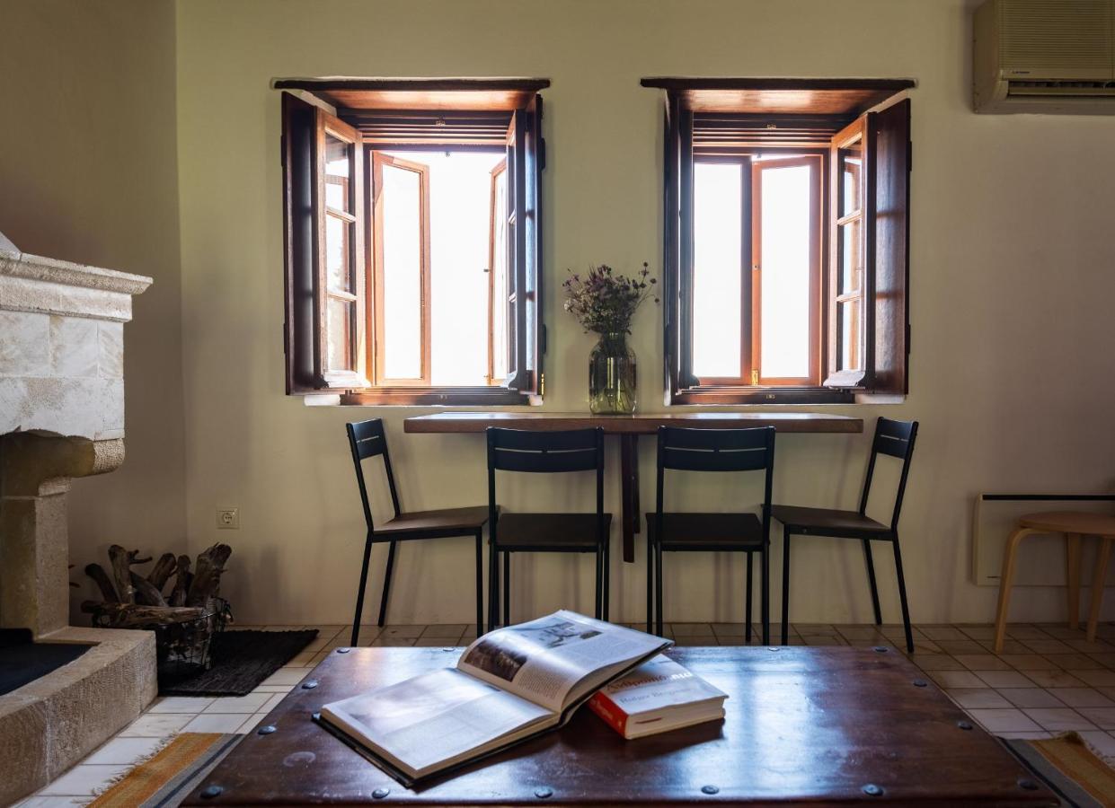 Kyklamino Castlehouse Villa Monemvasziá Kültér fotó
